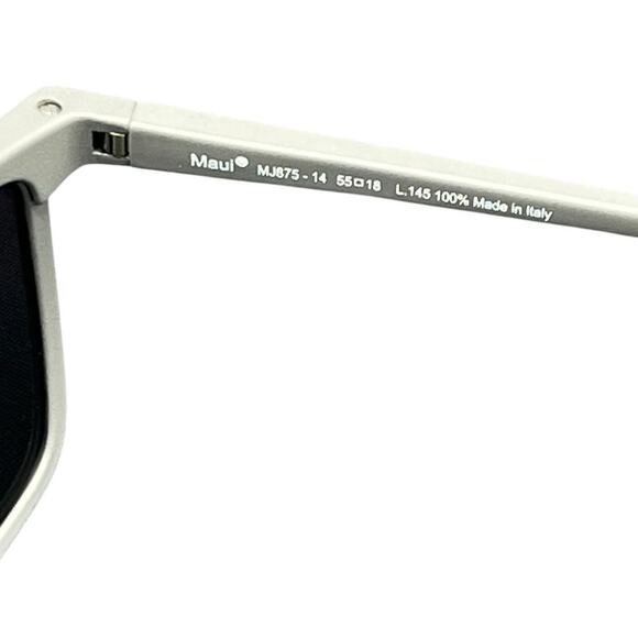 Maui Jim One Way Sunglasses Grey Stripe Frame Polarized Neutral Grey Lenses - Picture 7 of 10